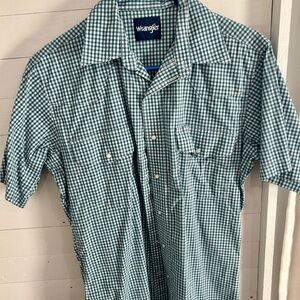 Wrangler Men's Green Plaid Button Down Shirt